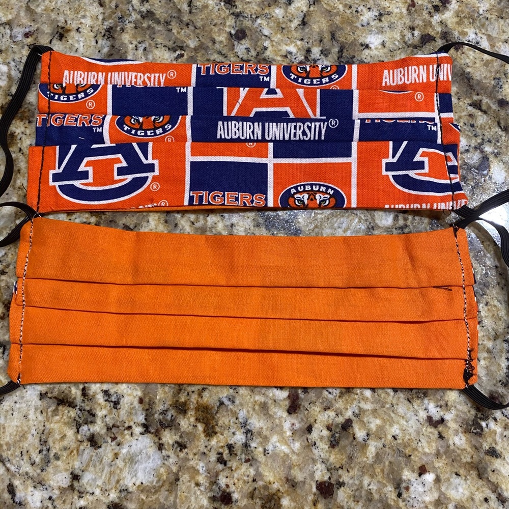 Lot 2 University of Auburn face mask LADIES Teen